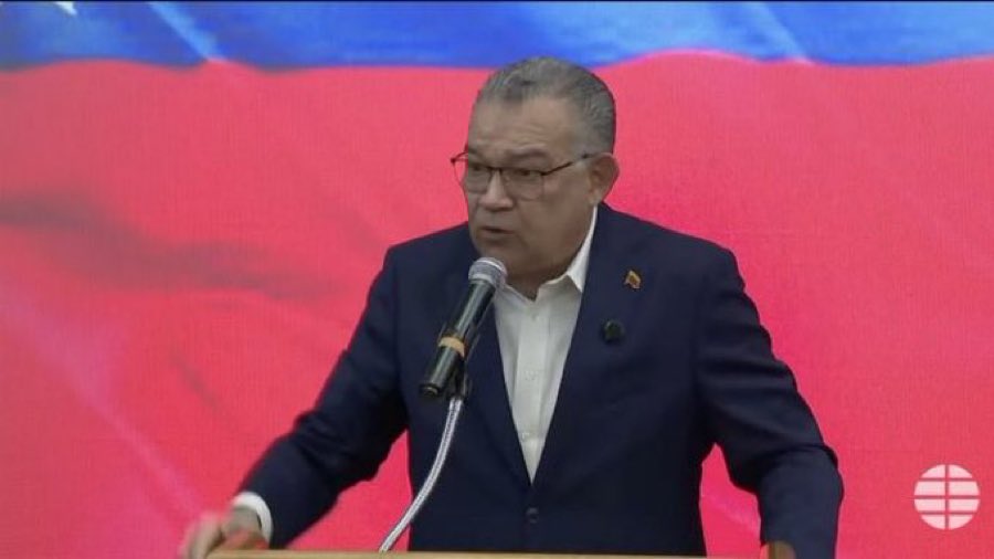 Currículum de Enrique Márquez:
Socialista 
Ex rector del cne de Tiby 
Amigo de Zapatero y Juan Barreto 
Viene de UNT de Rosales
Pana del alacranato de la AN y quiere ser Candidato NMJ ..!