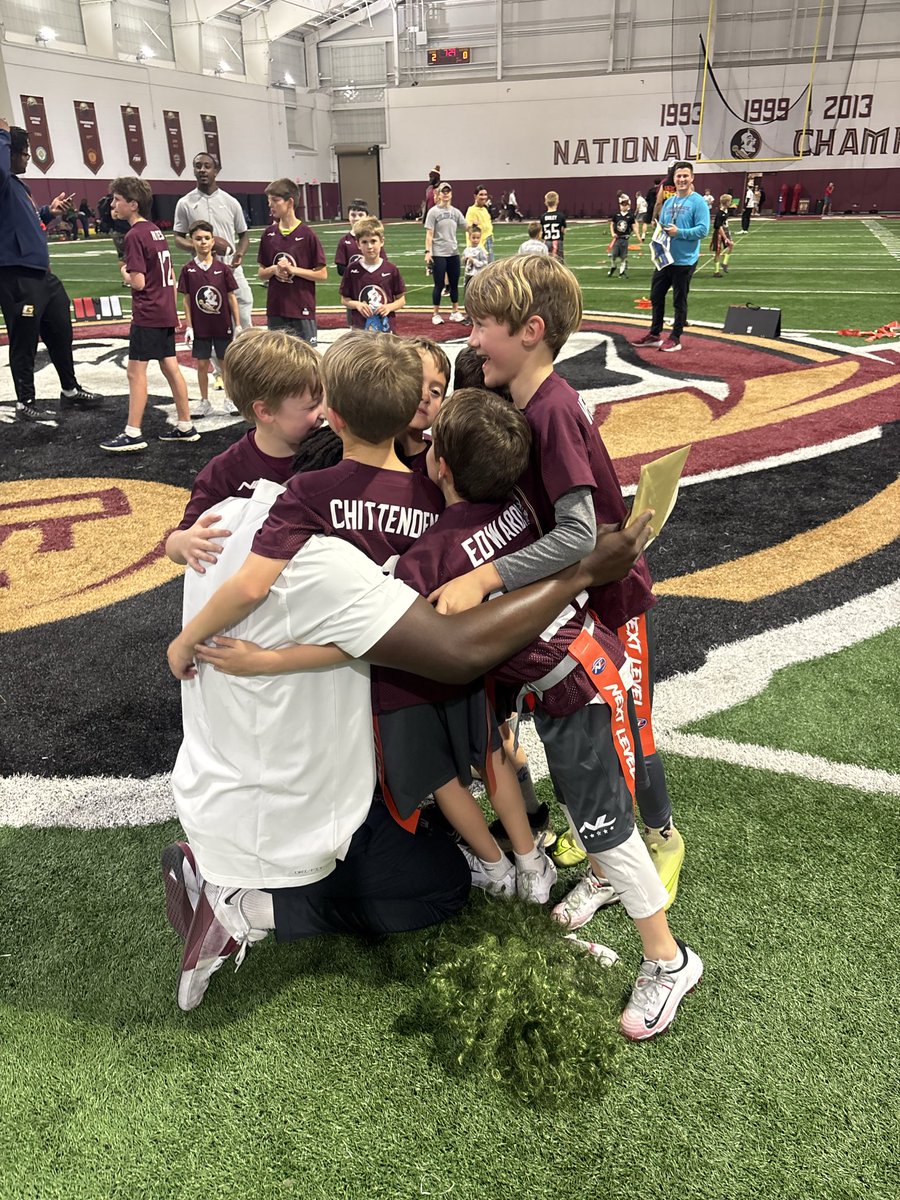 ꠹ꪮᛕꫀ᥅🃏 tweet media