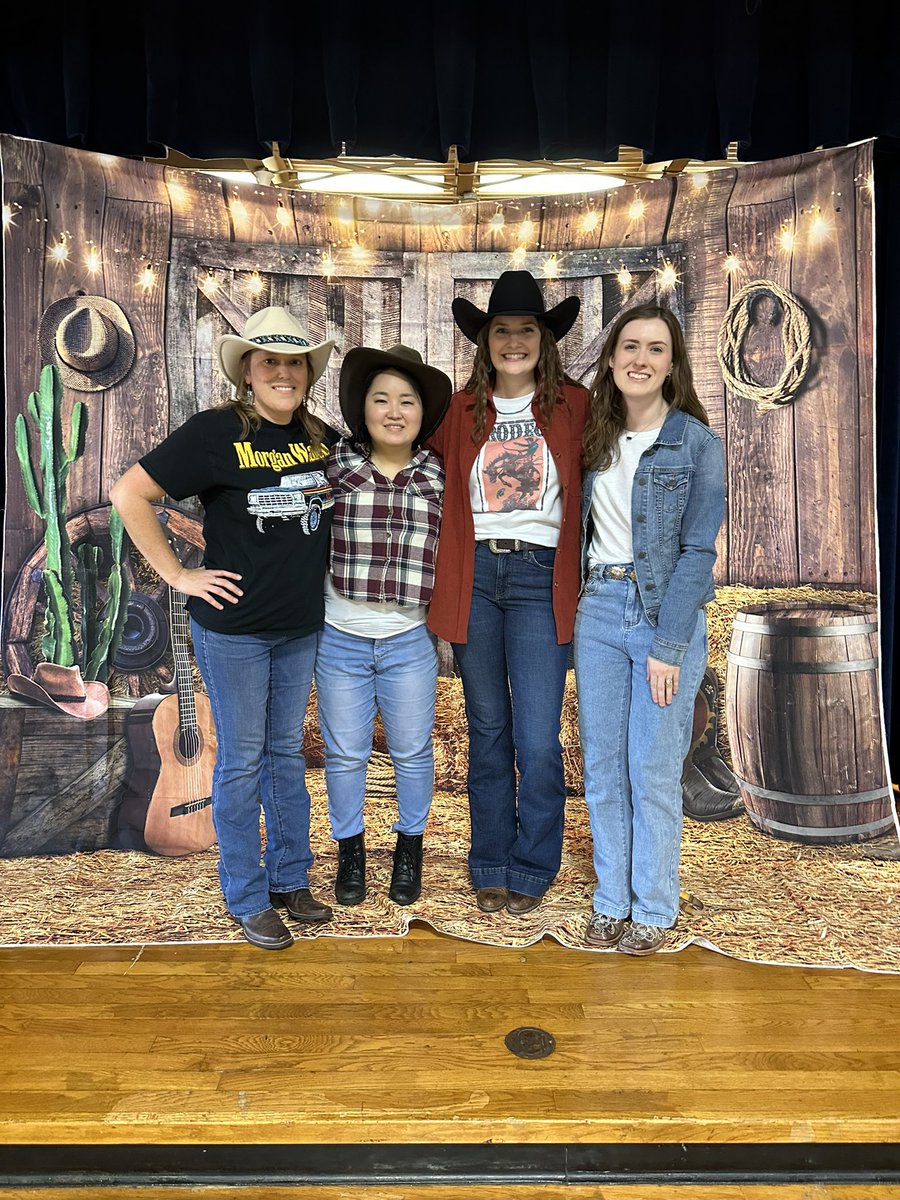 Gertrude tweet media