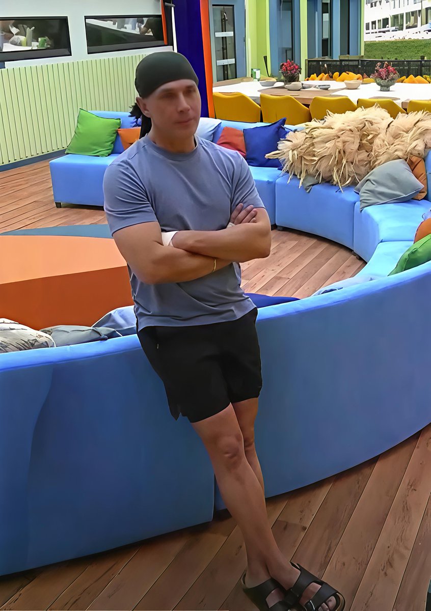 Aquí esperando que traigas tu libreta Mija 

#MayerManipulame