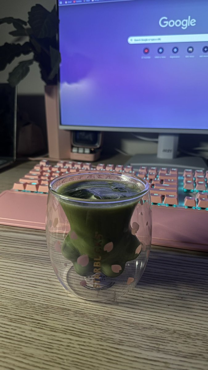 nina 𝜗ৎ tweet media