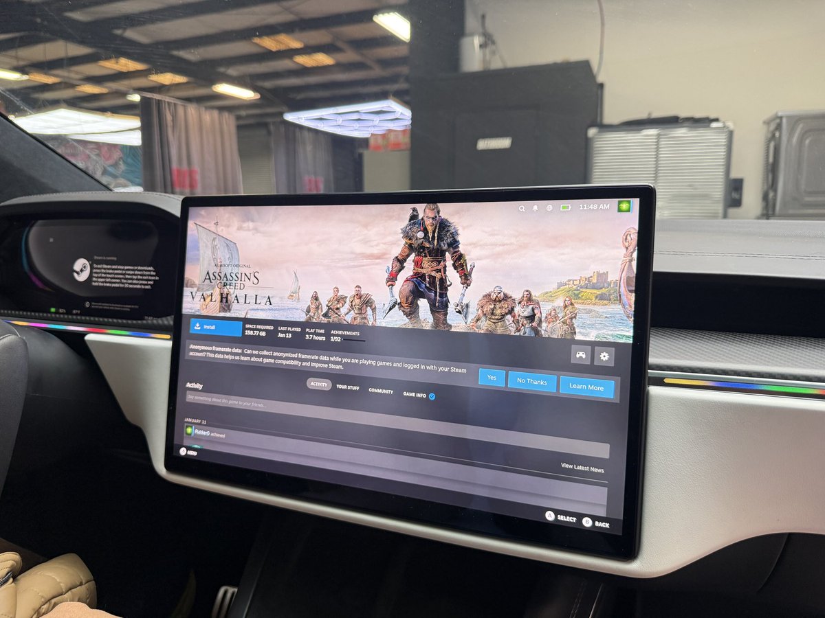 diywrapclub's tweet photo. Gaming in the #ModelXPlaid is kinda OP. @elonmusk. 2023 still has the 16Gb ram 🔥 https://t.co/pCh3tw162d