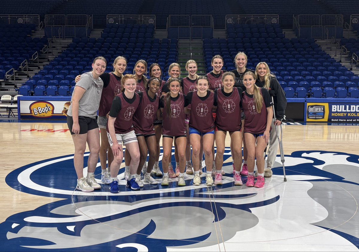 dchsgbb's tweet photo. It was great to get a change of scenery for practice today! Thanks to Drake University for letting us use the Knapp Center! https://t.co/EzpaC2ZJ4s