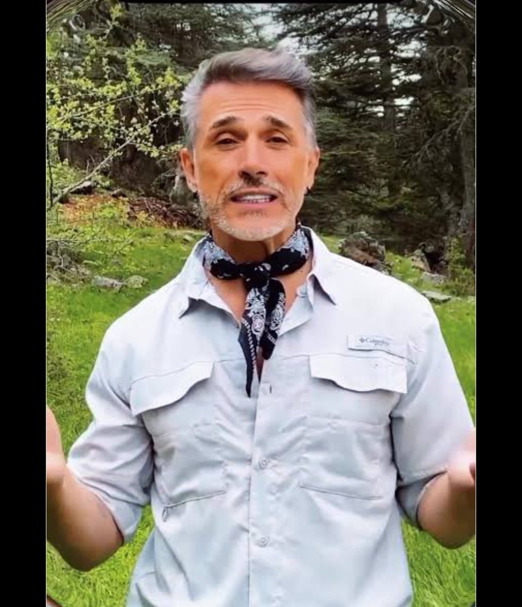 TRAE TU LIBRETA MIJA 

#MayerManipulame 
#MayerNoEstaSolo 
#ElSenseiSeQueda