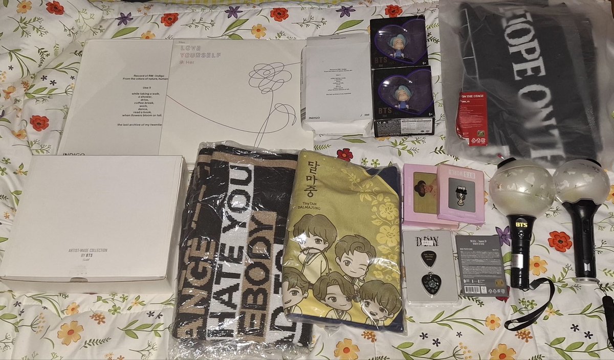 BUCINNAMJOON tweet media