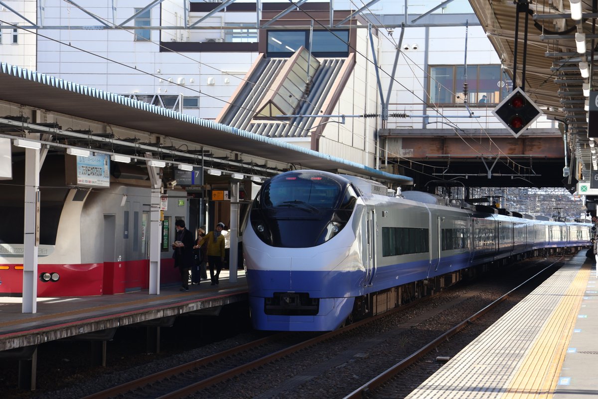 常磐線 E657系カツK1編成「ブルーオーシャン(青)」 10M 特急ひたち10号