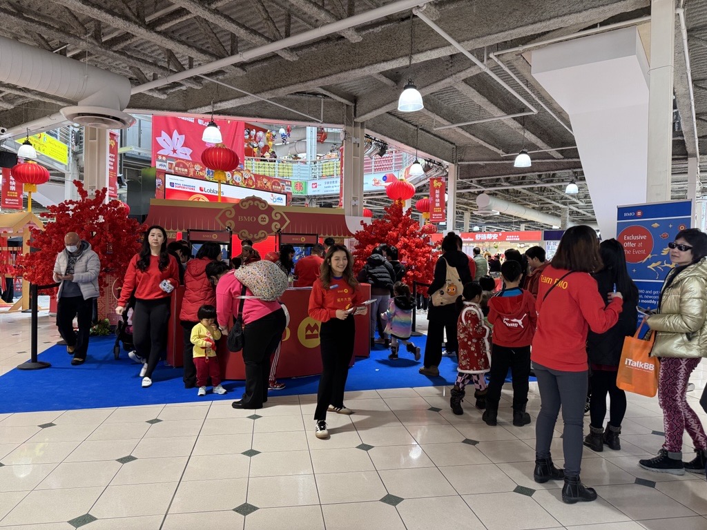 BellonSuzi's tweet photo. BMO was proud to be part of the Lunar New Year 2026 celebration at Pacific Mall, welcoming more than 40,000 visitors to ring in the Year of the Fire Horse. It was a meaningful way to celebrate and support the community. #ProudToWorkAtBMO https://t.co/5M2AD5V2xz