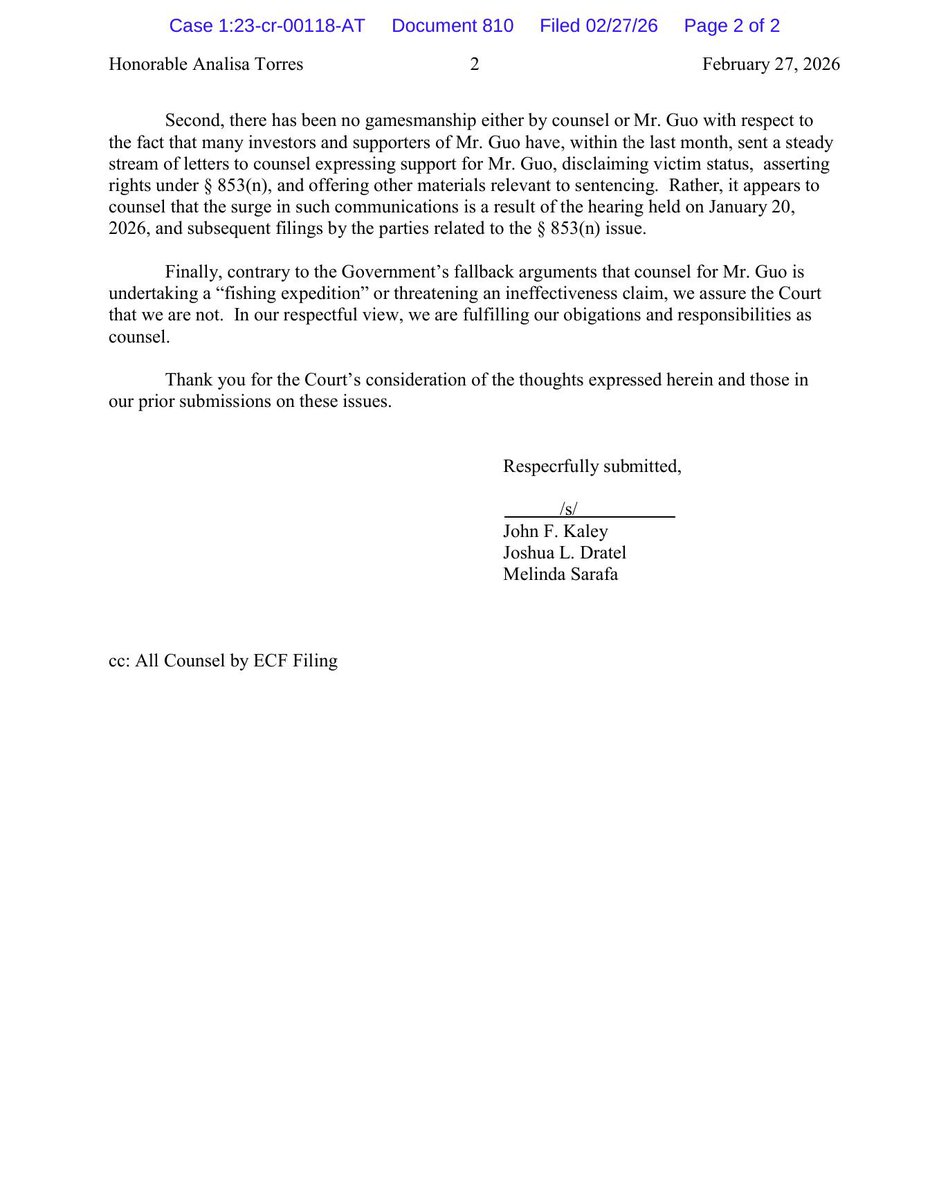 郭先生刑事案更新 810

我们已被指定代表 Miles Guo（郭先生）处理上述案件。现简要回复政府于文件 809 中反对我们请求将郭先生判刑延期30天（文件 807）以及要求披露 Rule 17(c) 传票申请（文件 808）的信函。为简明起见，我们逐项回应。

首先，我们并未如政府所暗示的那样，抱怨法院审议我们 Rule