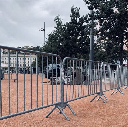 𝖓𝖎𝖓𝖊 🕯 tweet media