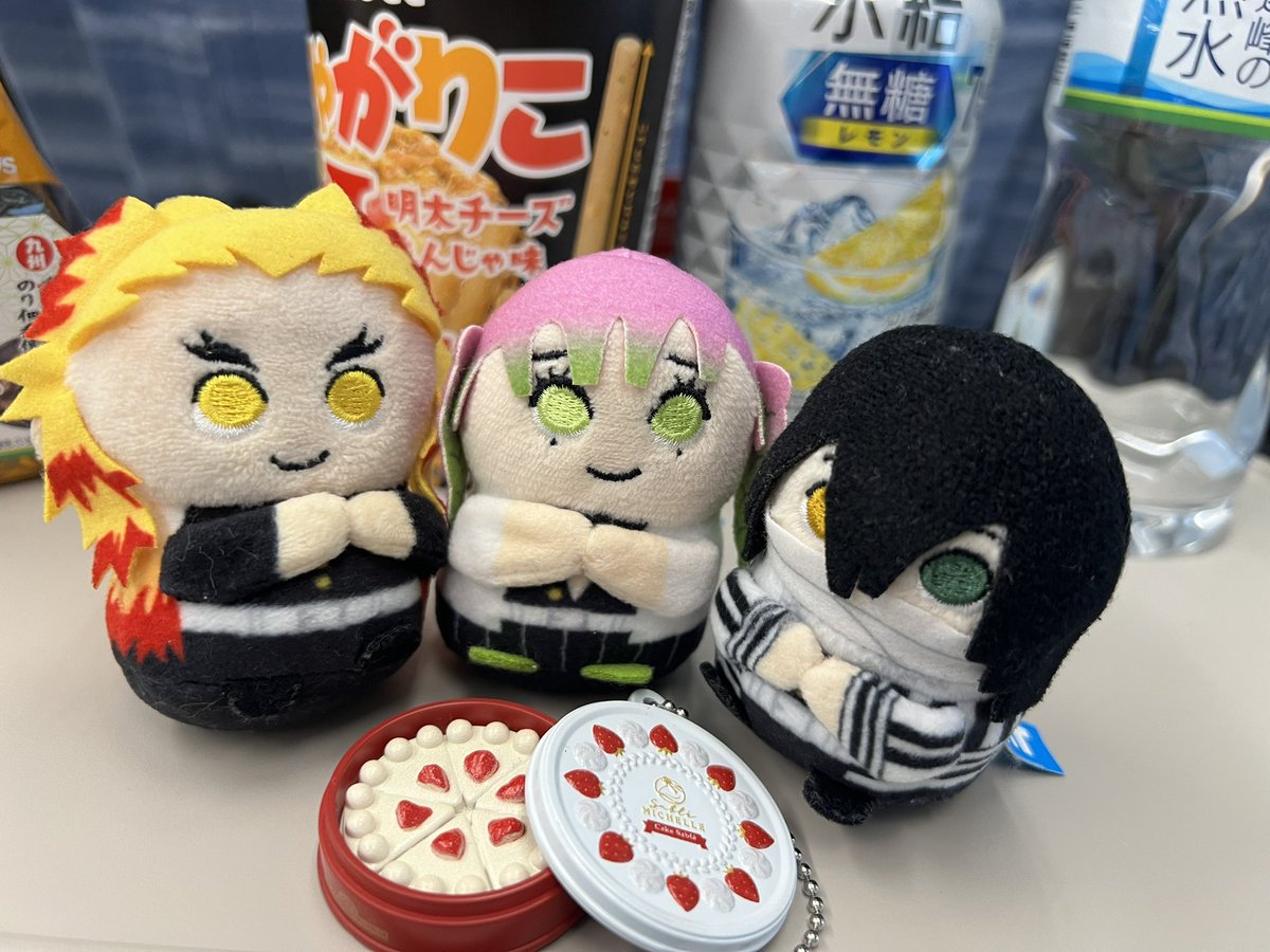 かじつ tweet media