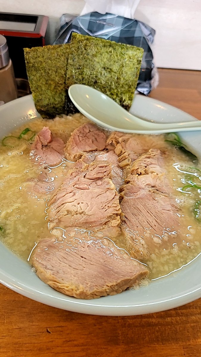Rain_trader_'s tweet photo. 久々にラーメンショップで　チャーシューメン食ってきた

#朝ラーメン
#ラーメンショップ
#ラーショ https://t.co/bw2TmIKF5A