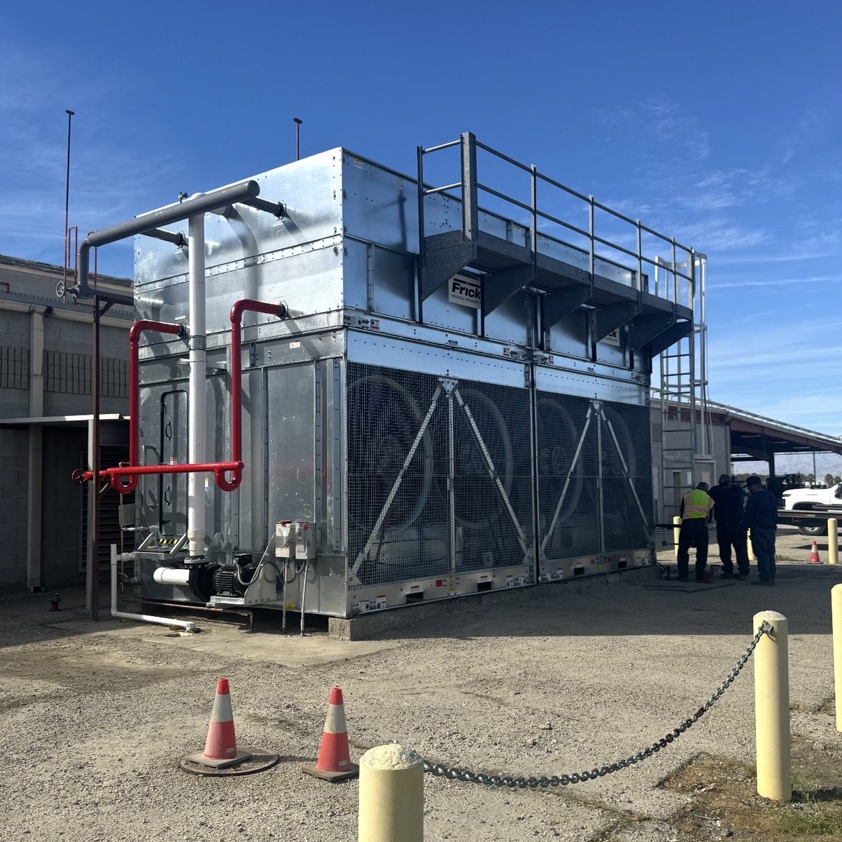 RSCSNh3's tweet photo. New condenser install complete in Coachella, CA.
Built for reliability, efficiency, and safe access for ongoing service.
#RSCS #ConstructionANDService #IndustrialRefrigeration #CoachellaCA #SafetyFirst https://t.co/kinK4WY7Yk