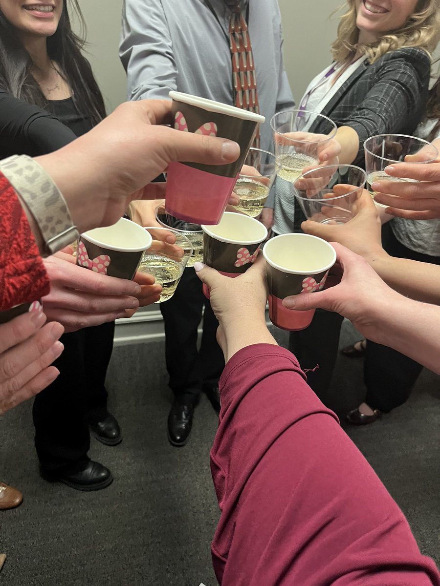 Niki Kelly tweet media