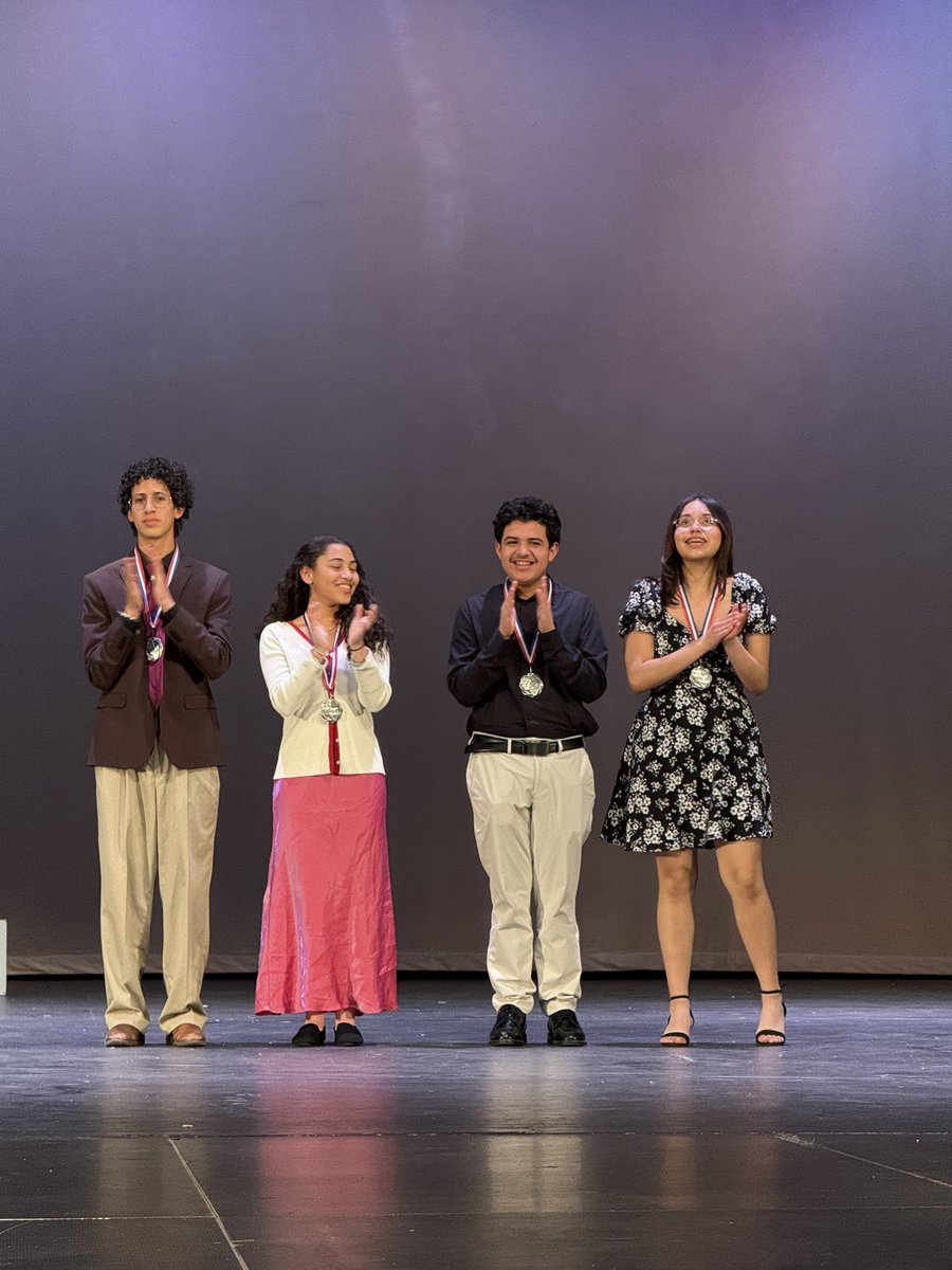 Rose Gandarilla tweet media