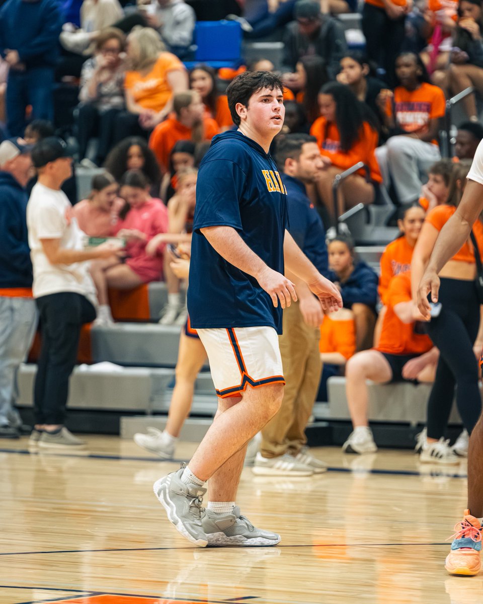 Olathe East Boys Basketball 🏀 tweet media