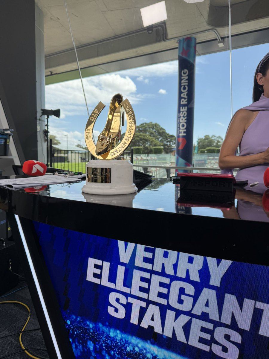 aus_turf_club's tweet photo. Welcome to TAB Verry Elleegant Stakes Day at Royal Randwick 🐎

On display today is the iconic @tabcomau Golden Slipper trophy 🏆

@7horseracing @racing_nsw https://t.co/jAL7PmhN1v