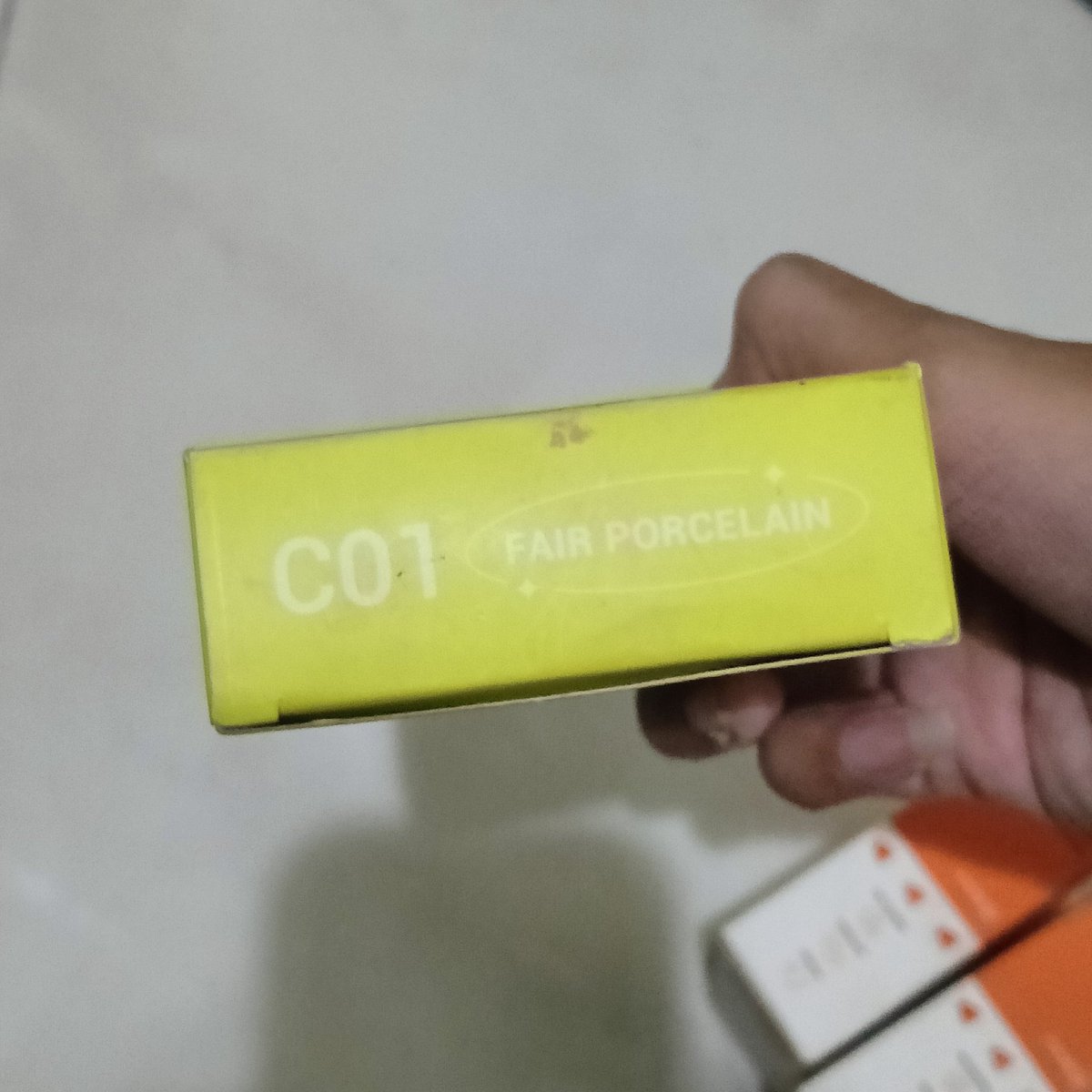 chittattoos's tweet photo. Wts - want to sell makeup foundation, cushion preloved

Cushion TRUE to SKIN shade CHEESE CAKE (minus puff) - 40k
Cushion Dazzle Me shade C01 Fair Porcelain (minus puff) - 30k

EXPIRED MASIH DI 2027. CUSHION BUKAN HANYA REFILL. SEMUA BELUM PERNAH DIPAKAI YA!
#zonauang #zonajajan https://t.co/UVutaCYyqL