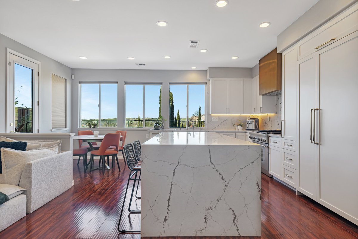 WiseBuildersCA's tweet photo. Modern, Functional Kitchen Remodel in San Jose, CA 📍

This kitchen remodel in San Jose, CA was reimagined to improve flow, storage, and natural light while maintaining a clean, modern aesthetic.

At Wise Builders, thoughtful design and careful execution go hand in hand. https://t.co/ctFgct9XRV