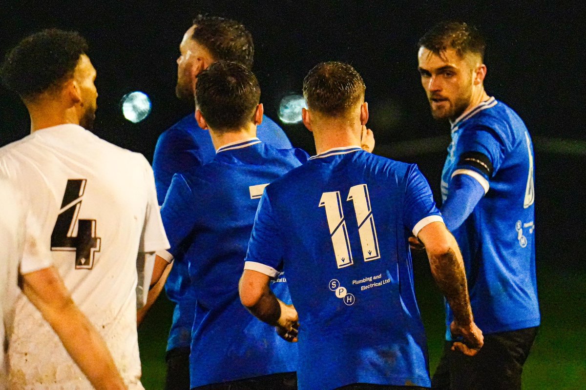 dylanevans.photos tweet media