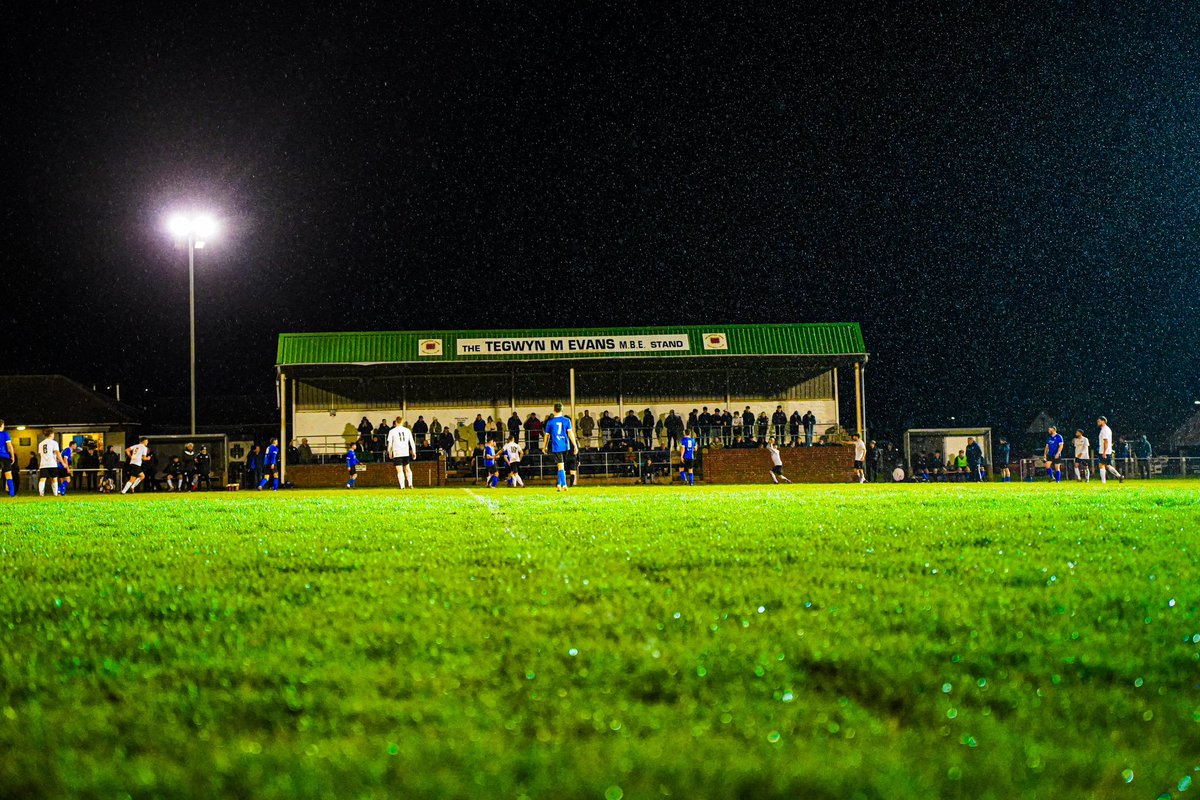 dylanevans.photos tweet media