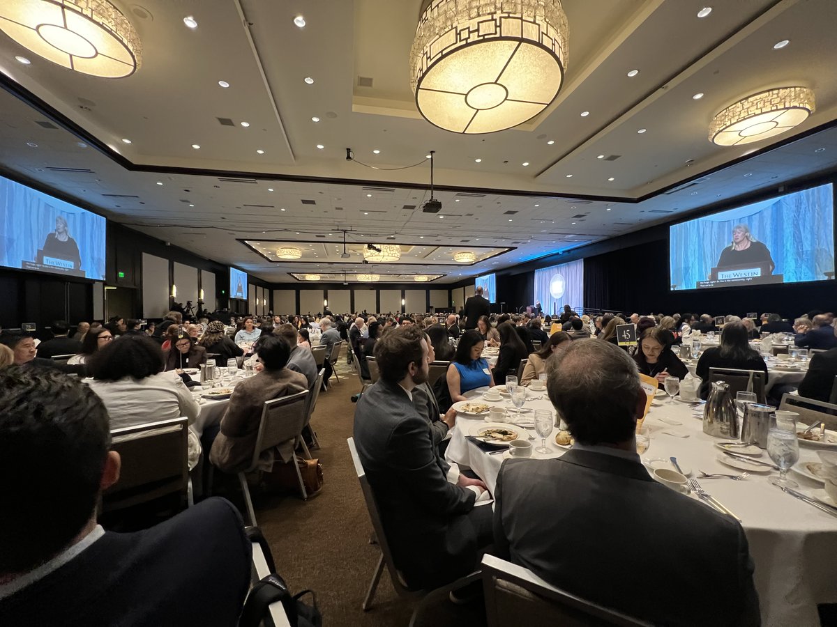 TonyVarona's tweet photo. Honored that @SeattleULaw served as a community sponsor of today's Goldmark Award Luncheon. Thrilled that the three top Associates Campaign for Equal Justice law firms are headed by Seattle U Law alumni, and that so many other Seattle U Law alumni, faculty, staff &amp; students...1/4 https://t.co/j8seAO6vtU