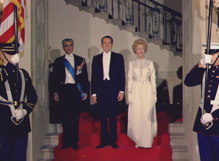 PersianEuler_'s tweet image. Your support means a lot to us, General Keane!
#JavidShah 🇺🇸❤️