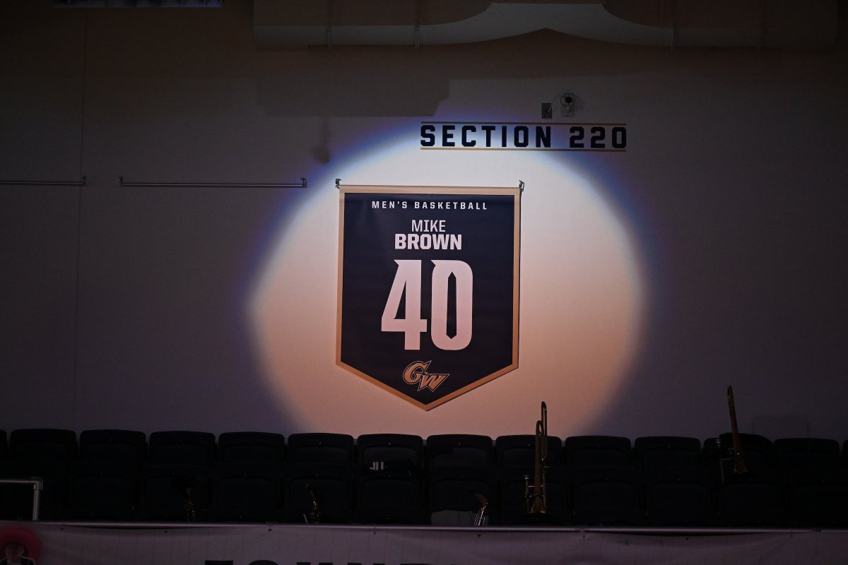 GW Men's Basketball tweet media