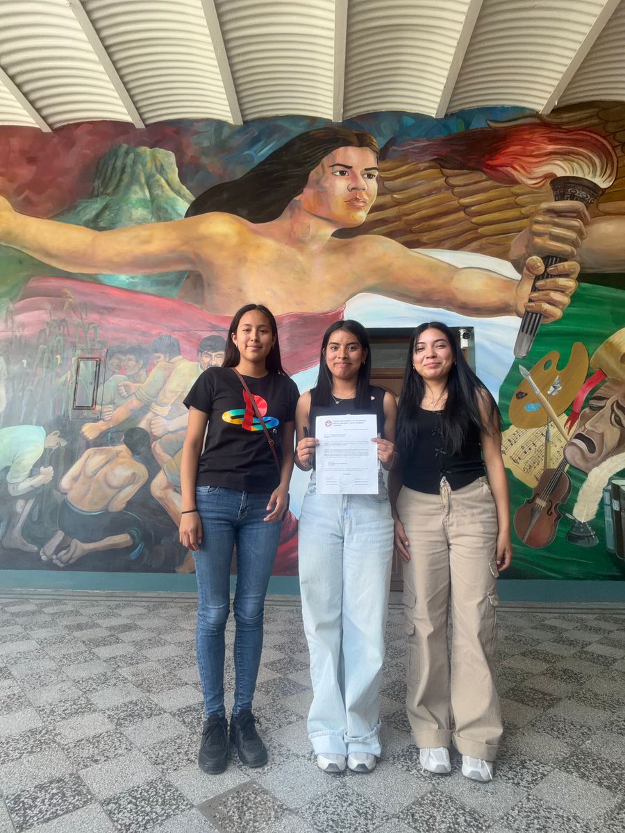 El día de hoy acudimos a entregar nuestro pliego petitorio solicitando el apoyo de autobuses para asistir a las Espartaqueadas. Con esta gestión buscamos garantizar el traslado de los jóvenes participantes y reafirmamos nuestro compromiso de representar con orgullo a Tamaulipas.
