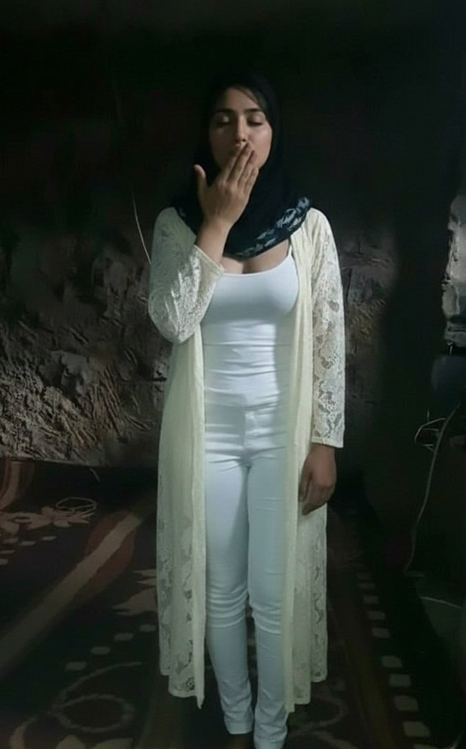 SnAnyh28422's tweet photo. مين جاد ينط خاص قبل الفجر 
رد سريع https://t.co/mk2on2Jfw0