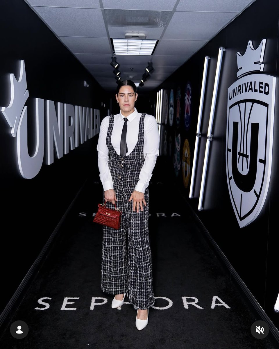 han 🍌⭐️⭐️🦇 tweet media