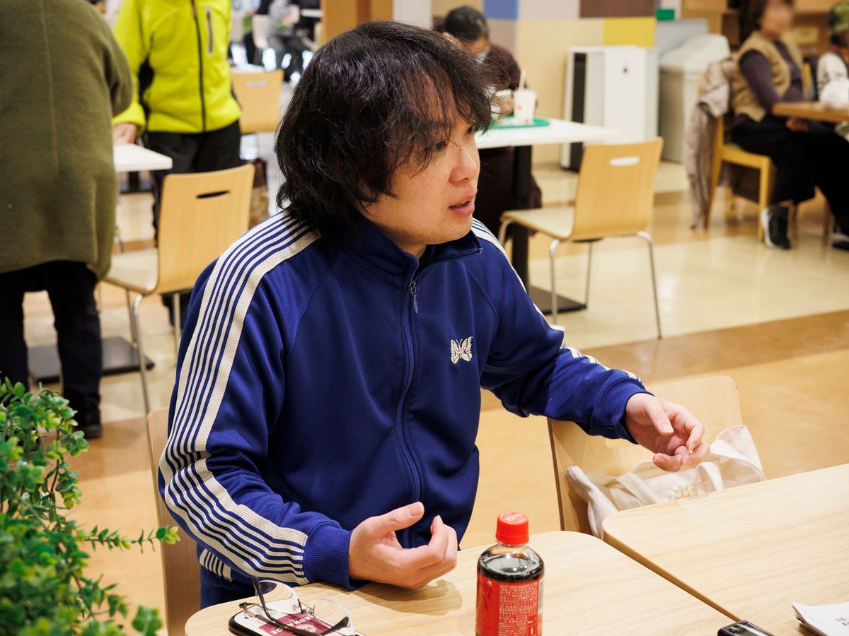 「出張！パープルーム予備校　美術をつくる」の講師・梅津庸一さんのインタビューを公開しました。作家として、店長として、私塾・コレクティブの主宰として走り続け、前衛としての美術を体現し続ける梅津さんが今、美術の現場で何を感じているのか。受講生募集中です！bigakko.jp/course_guide/p…