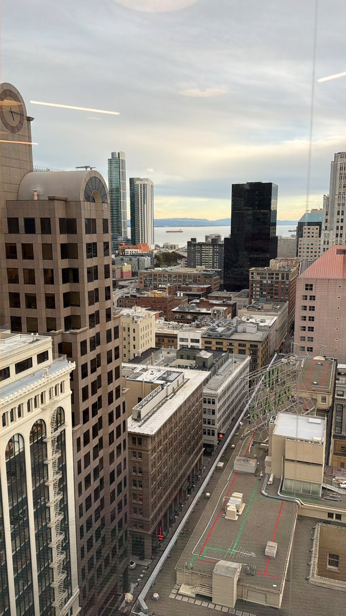 Justin Torre tweet media