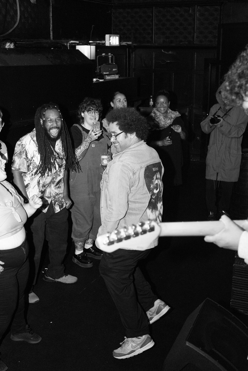 Divided Compass tweet media