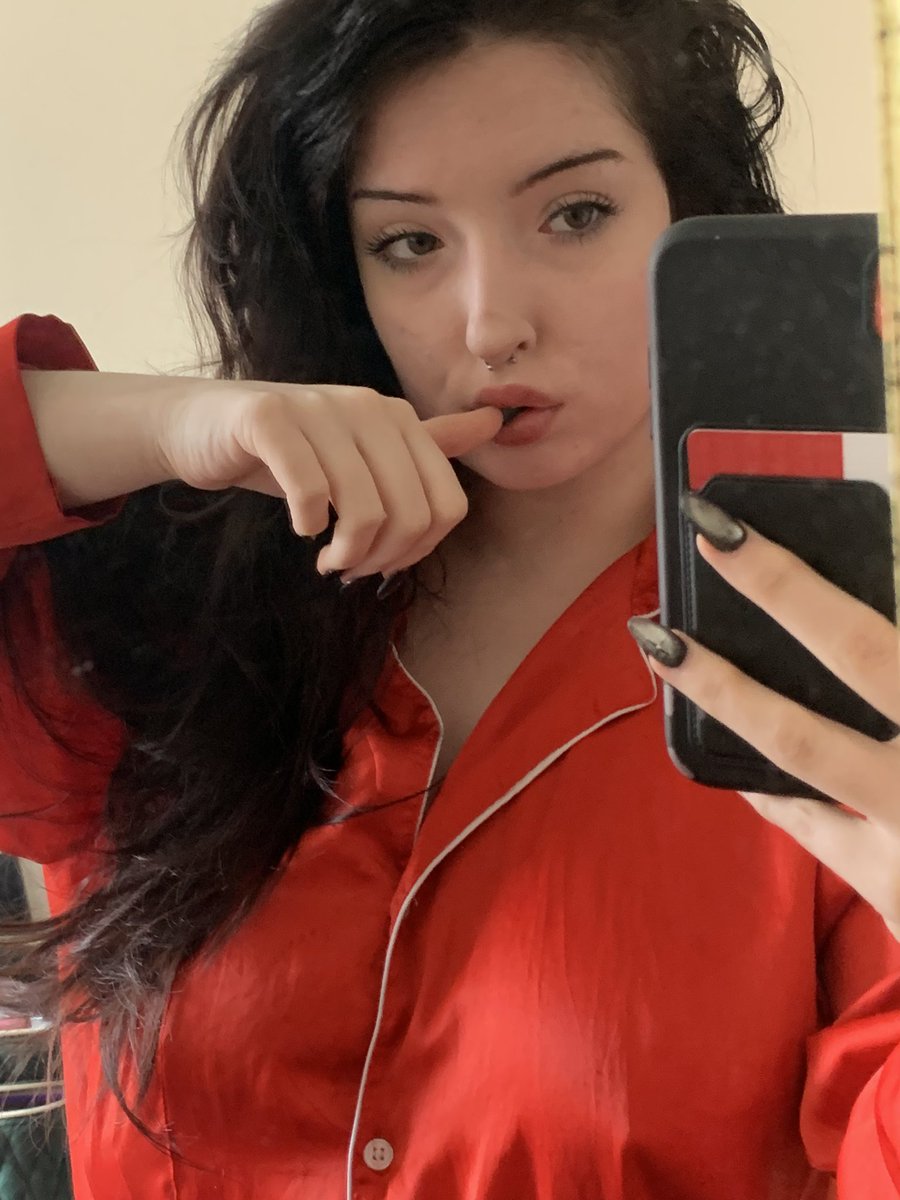 Goddess Luna tweet media
