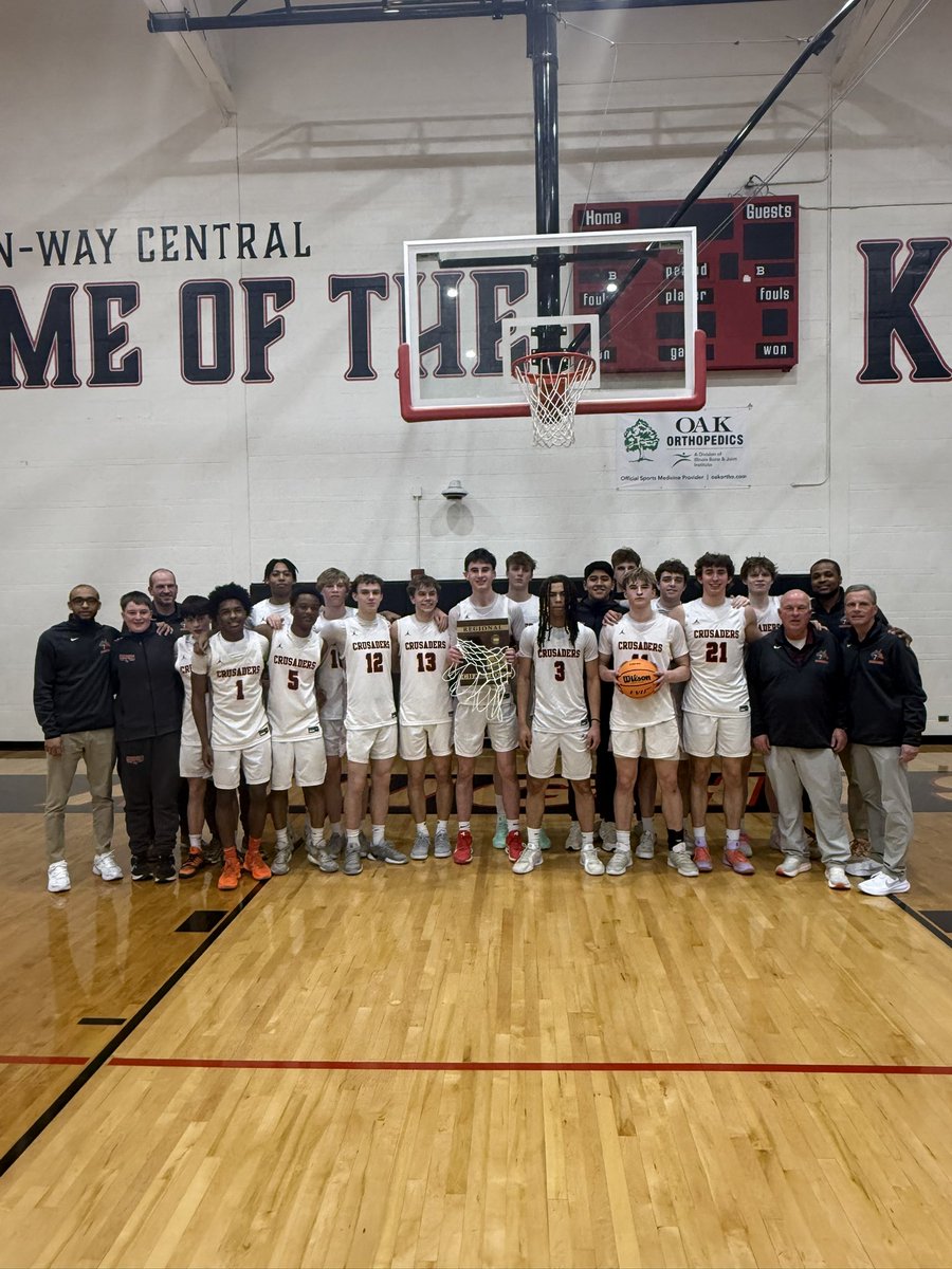 Br. Rice Basketball tweet media