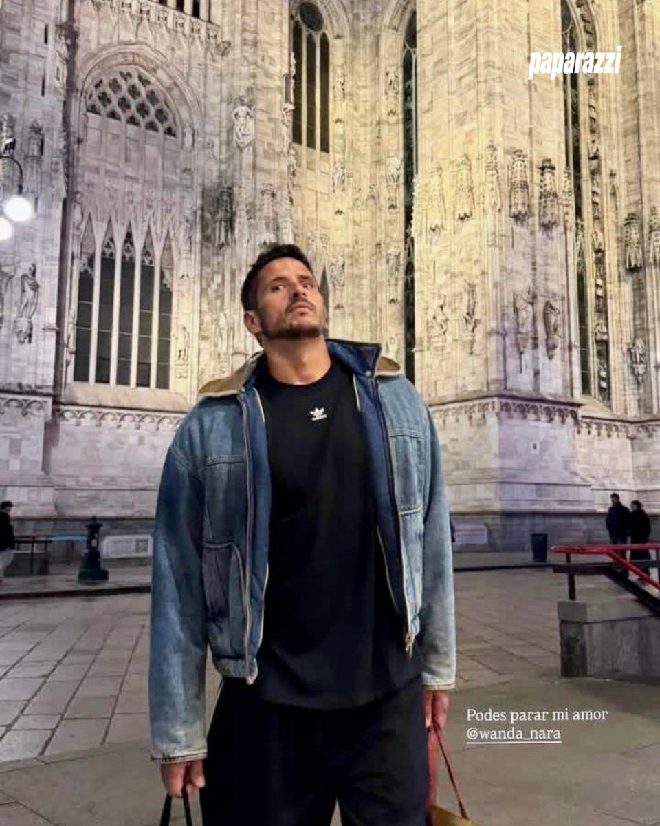 PaparazziRevis's tweet photo. MISMO LUGAR, 4 NOVIOS DIFERENTES 👀🤔 Wanda se fue a Milán y llevó a Martin Migueles a conocer la catedral en la que todos sus exs posaron.