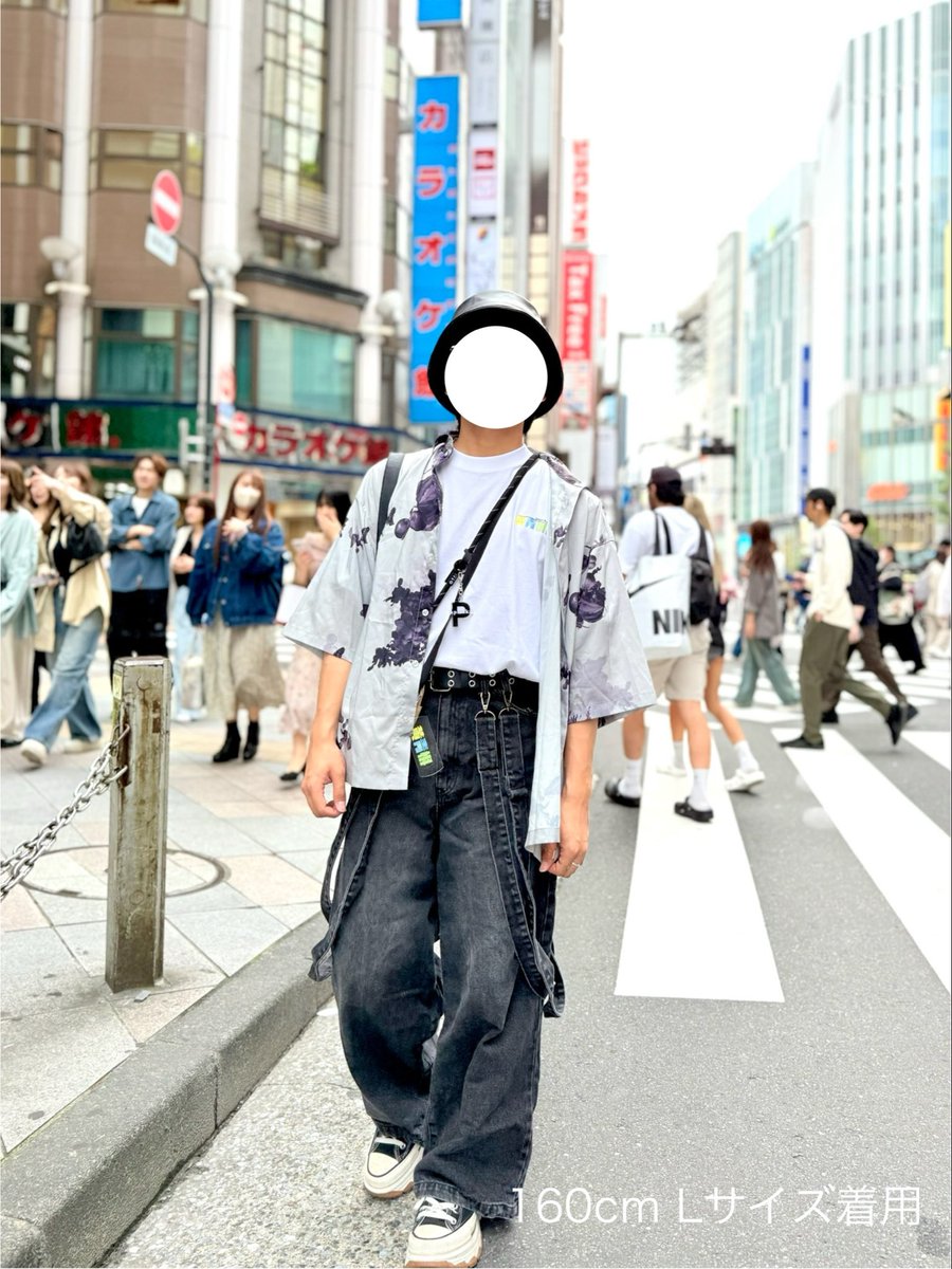 _papupapu__'s tweet photo. 春夏先取り☘️

カラフルなパプリカロゴ

ペアルックにおすすめです！
最近閲覧数増えてきて嬉しい☺️☺️

プロフィールリンクから色々見れます🔗
#ペアルック
#ロゴT https://t.co/EhhzfjecVN
