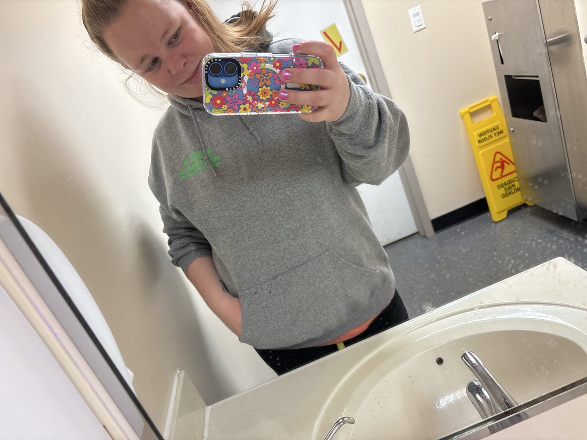 Myers0171's tweet photo. This year, I’m praying for a man who is gentle with my heart. I’ve been strong for so long. Now I want someone who makes me feel safe enough to soften. https://t.co/nihygRVlC9