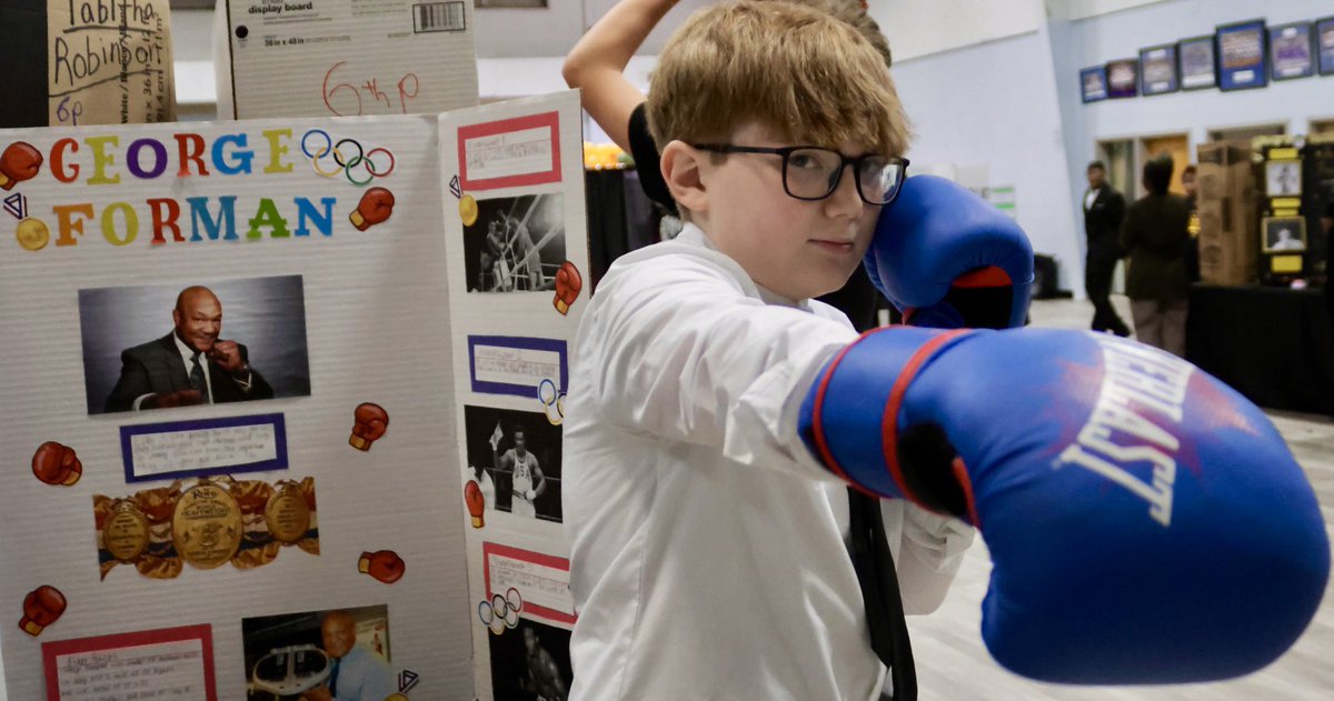 DCSeNews's tweet image. Southaven Middle School students marked Black History Month with great enthusiasm and distinction, showcasing a profound understanding of the celebration's significance. #TeamDCS #BeTheStandard