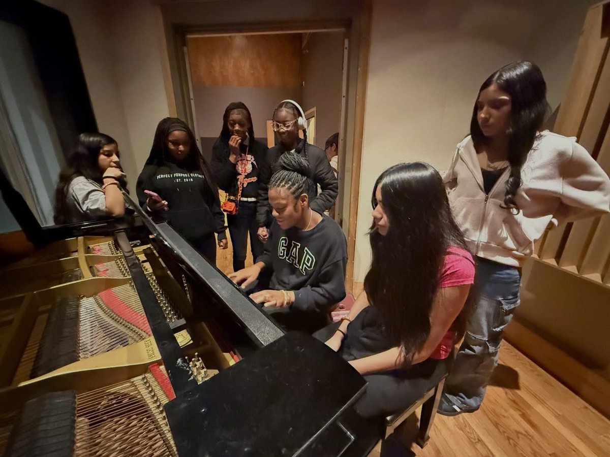 Lancasterms tweet media