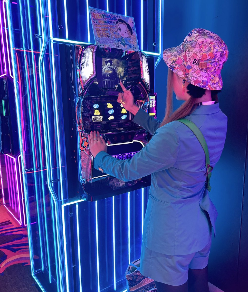 おはれいやっ🦋 抽選537/620でぼやぼやしてたら空き台無くなって神台