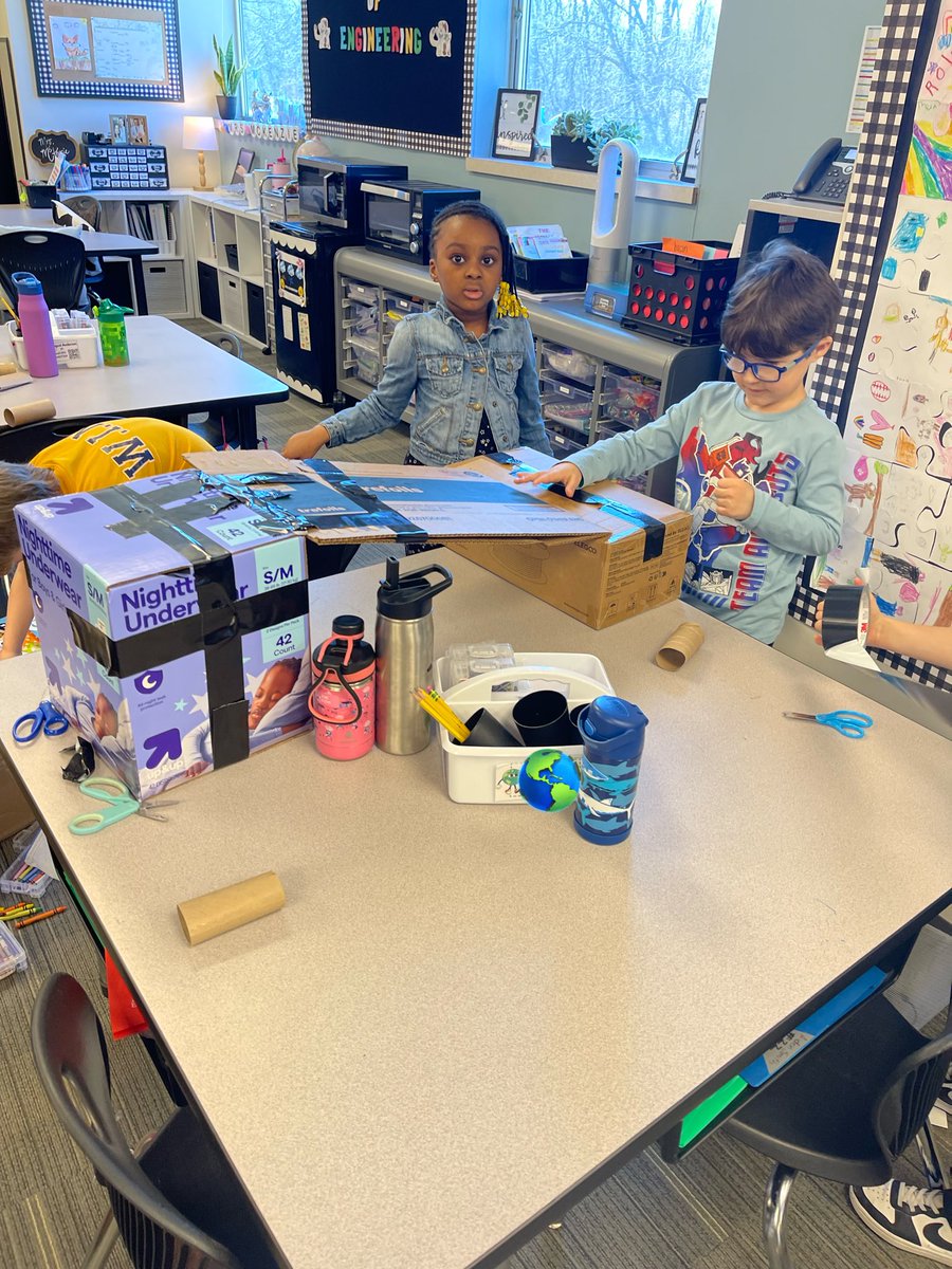 Erin McKenzie tweet media