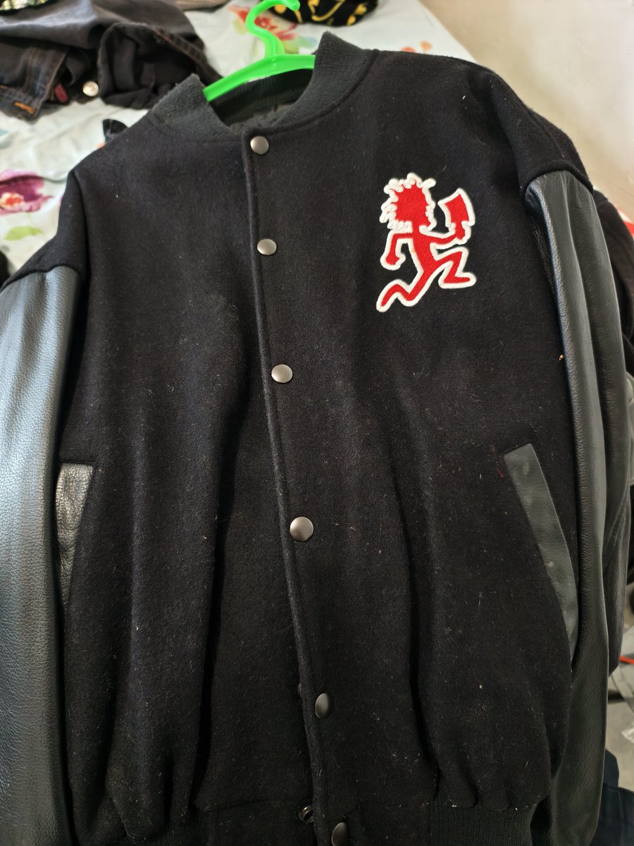 Quemical's tweet photo. Moving day. Dug this out of the closet. Still one of my coolest possessions. https://t.co/e1qxUc5ZNl