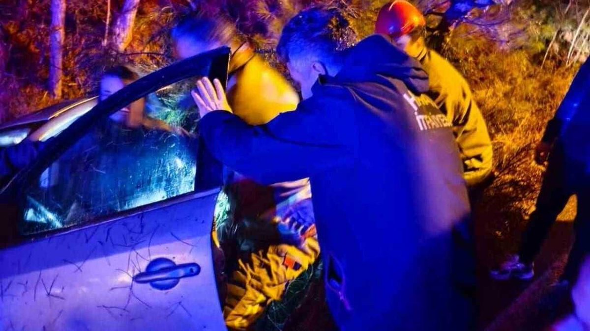 İskenderun’da Trafik Kazası: 1 Yaralı dlvr.it/TRCK49 #İskenderun #TrafikKazası #Hatay