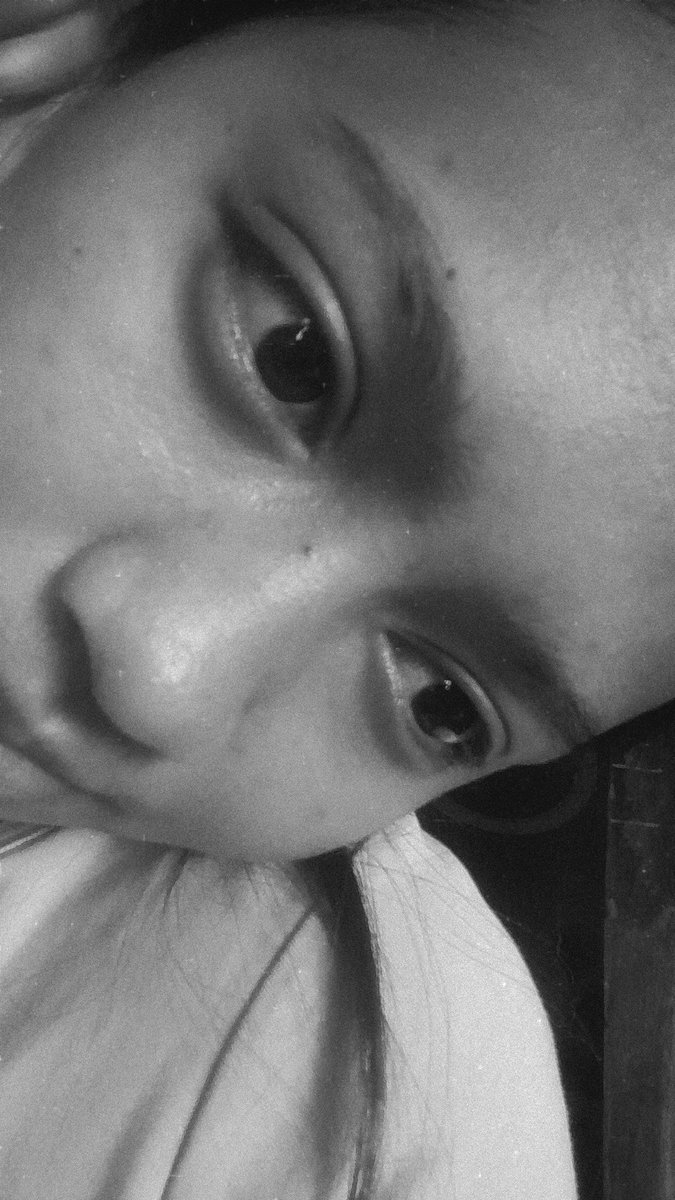 jiexlah's tweet photo. results of crying all night https://t.co/HSqs4vfn5B