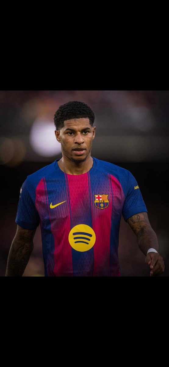 360Tribuna's tweet photo. NOTICIAS FCB 
Marcus Rashford, quiere seguir en Barcelona y el club tambien lo quiere. 
Las negociaciones  con el ManU es lo unico que falta.
El barsa se enfrenta al villarreal, con el ATM en la mirilla  para intentar la Gran Remontada https://t.co/ataKN8mJS2