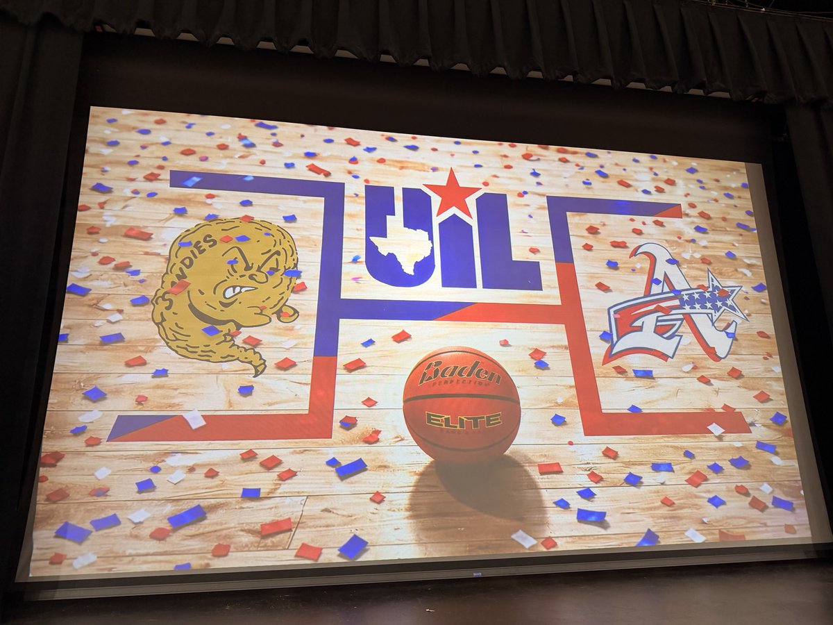 Americas_HS's tweet image. Our @Americas_HS players fought hard until the final buzzer—showing heart, grit, and pride every single minute. So proud of their resilience and the way they represented our school! 💪🏽🏀 #ProudPrincipal