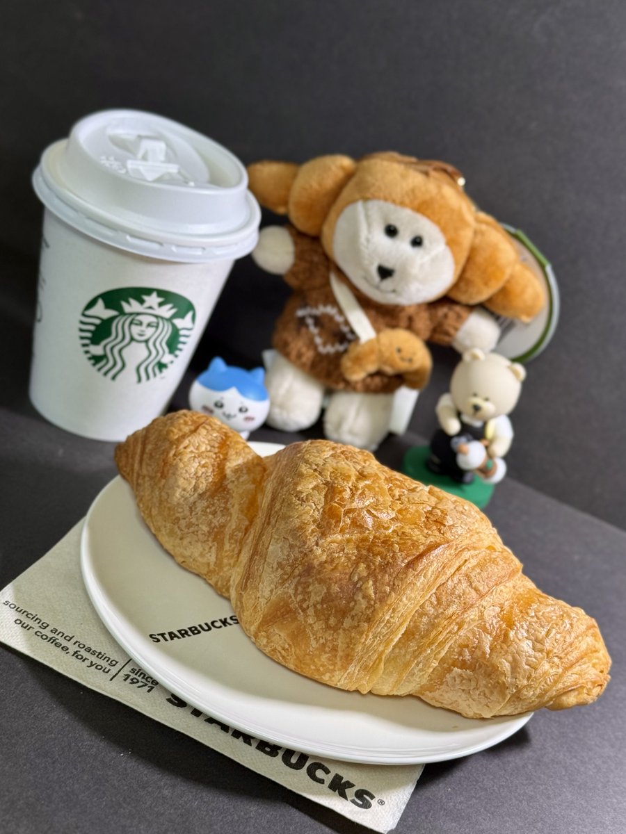 台湾🇹🇼スタバ限定クロワッサンベアリスタ✨ 朋友が来日する時に買っ