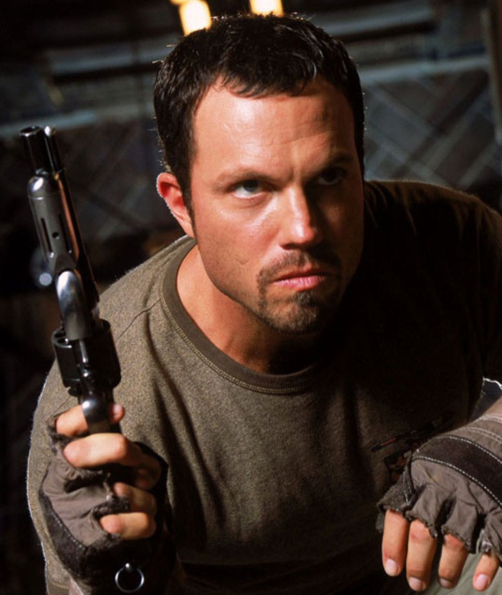 ToonHive's tweet image. Happy 64th birthday to the talented Adam Baldwin.

He's the voice of Superman, Hal Jordan, Breakdown, Finn and many more.