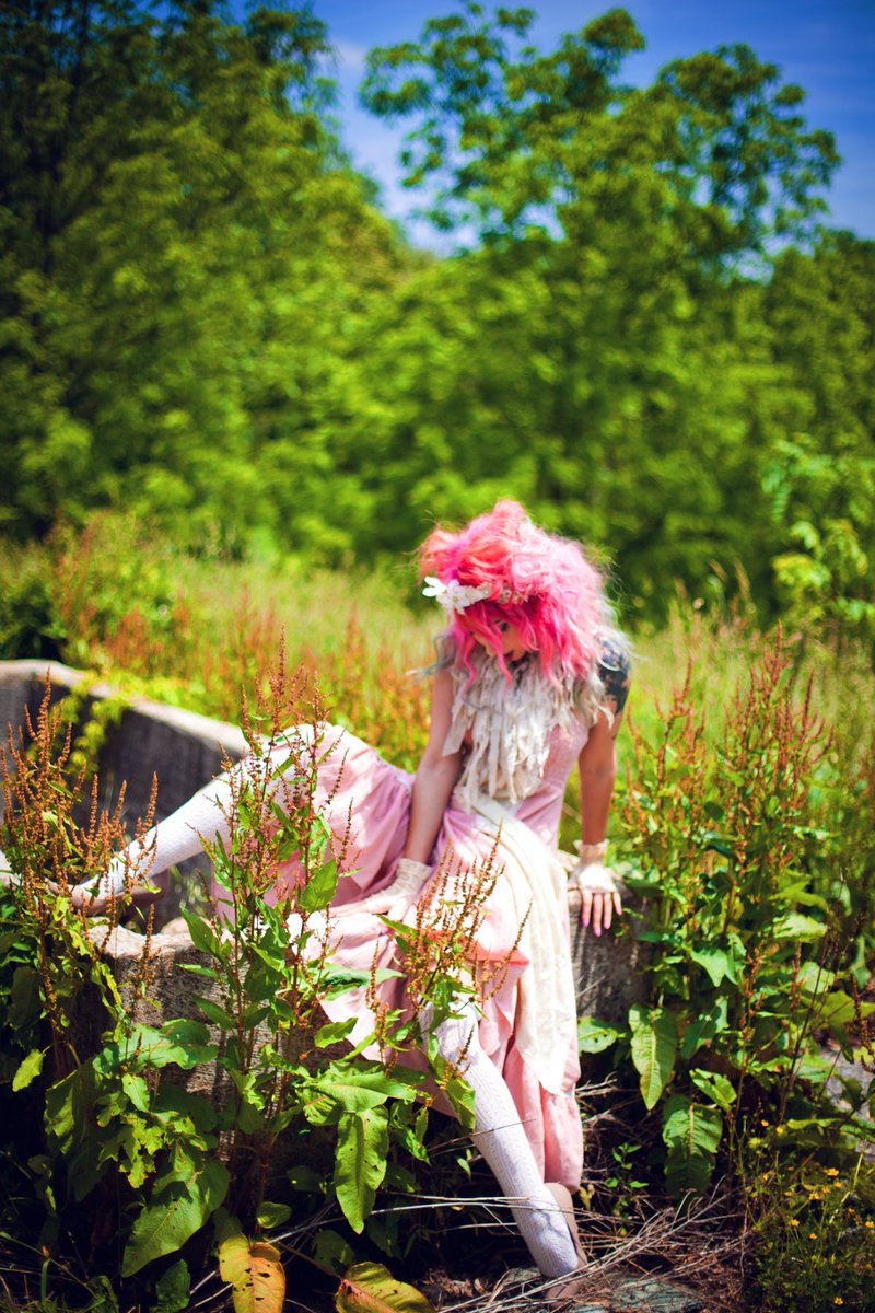 VividVivka 💜 tweet media